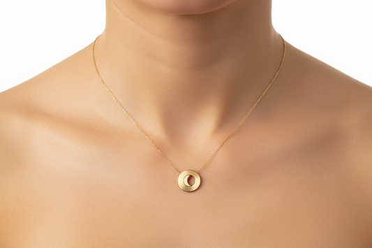 faca mais delicado, e no pescoco